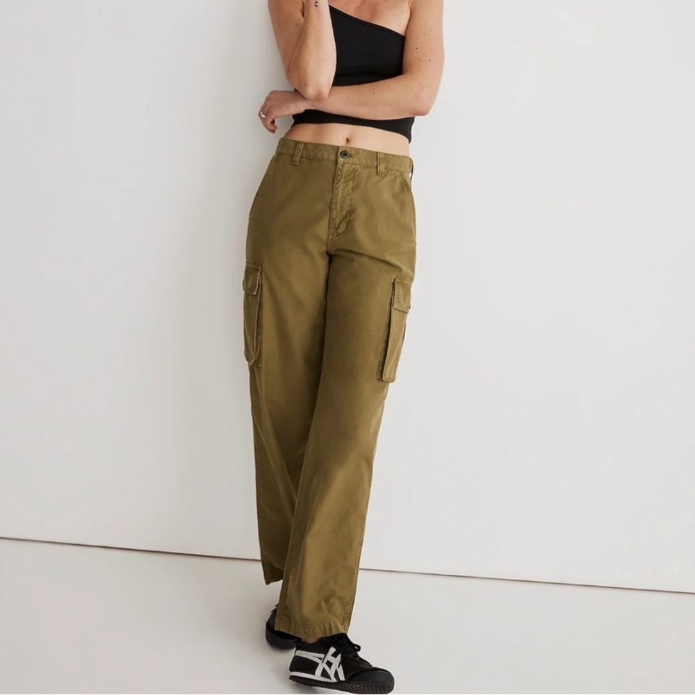 Madewell Garment-Dyed Low-Slung Straight Cargo Pants.